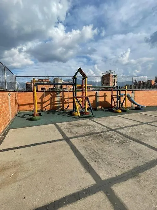 Loft In Laureles, Best Location Medellín Daire